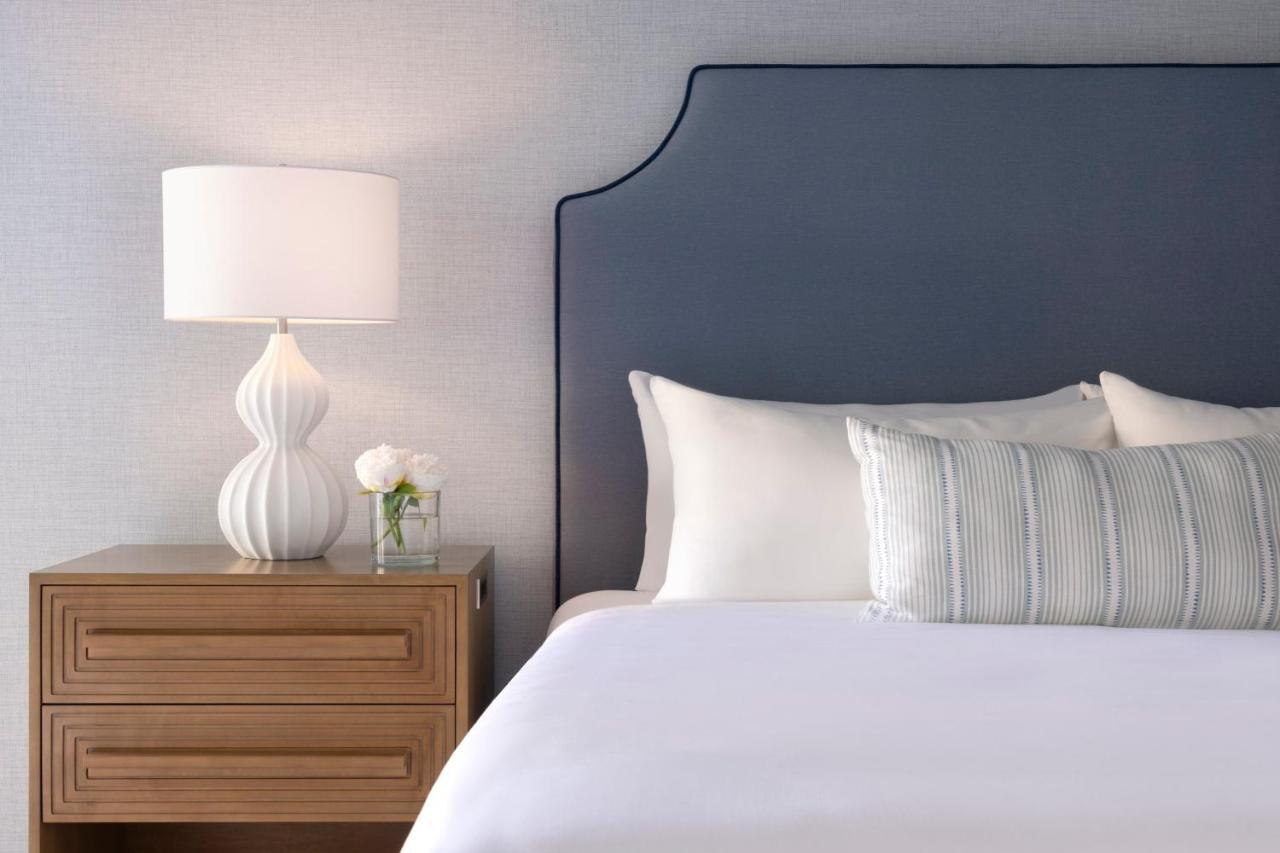 ADA Courtyard View Studio Suite - 2 Queen Beds